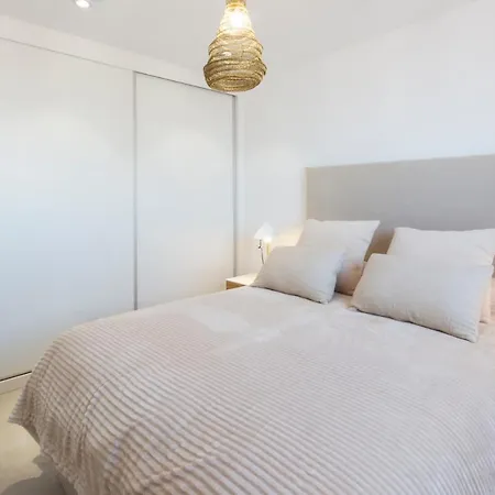 Ag Residencial El Alamo Apartment *